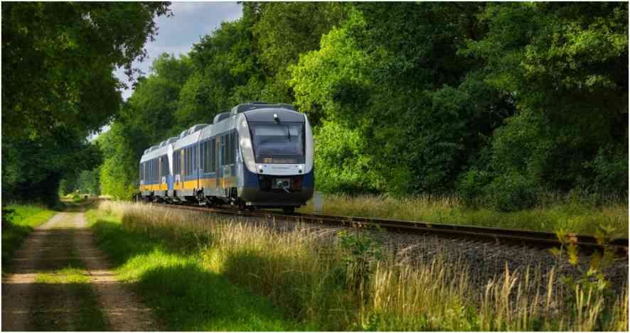 budget sustainable travel USA