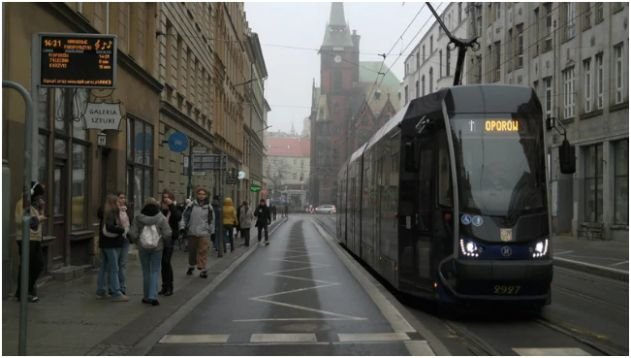 How Can You Make Public Transport Travel Easier As A Beginner