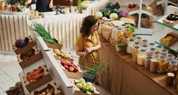 Shop for Groceries Sustainably and Reduce Waste