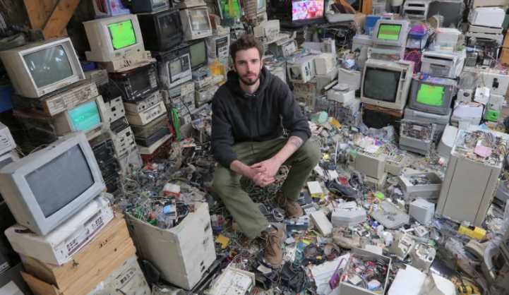 You Should Use Local Government E-Waste Collection Centers