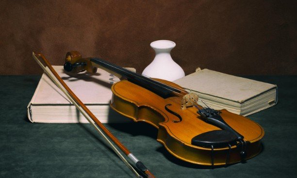 Matching a Bow to Playing Style